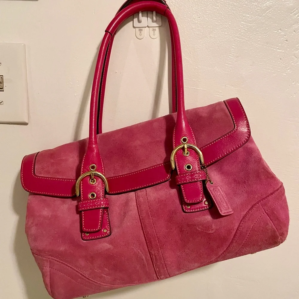 NWOT Coach Pink Suede Soho Satchel/Shoulder Bag - Picture 2 of 4